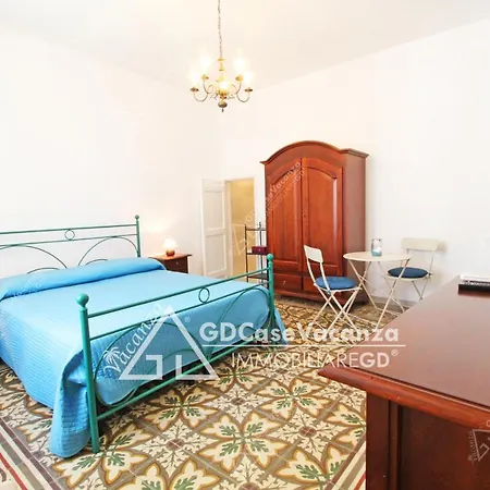 Gd Case -castello Aragonese- Appartement *
